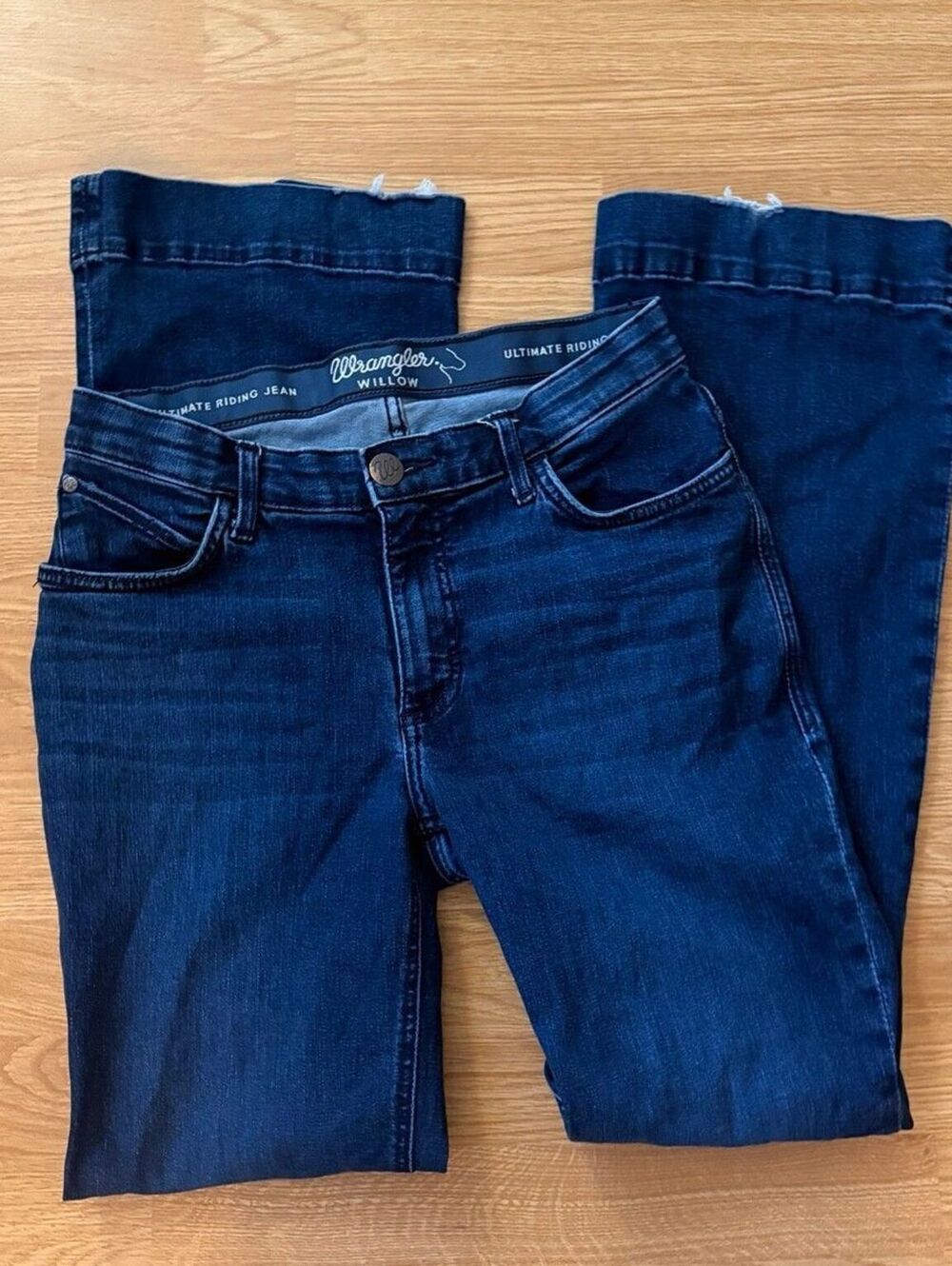 Wrangler Willow Ultimate Riding Jeans Flare Dark Wash 29x32 Stretch